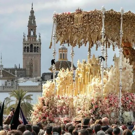 Loftriana *